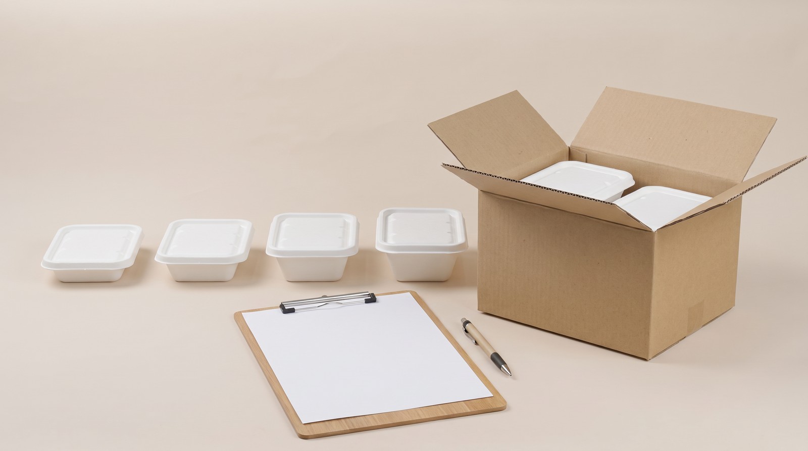 Bagasse tableware with a blank readiness checklist and export carton